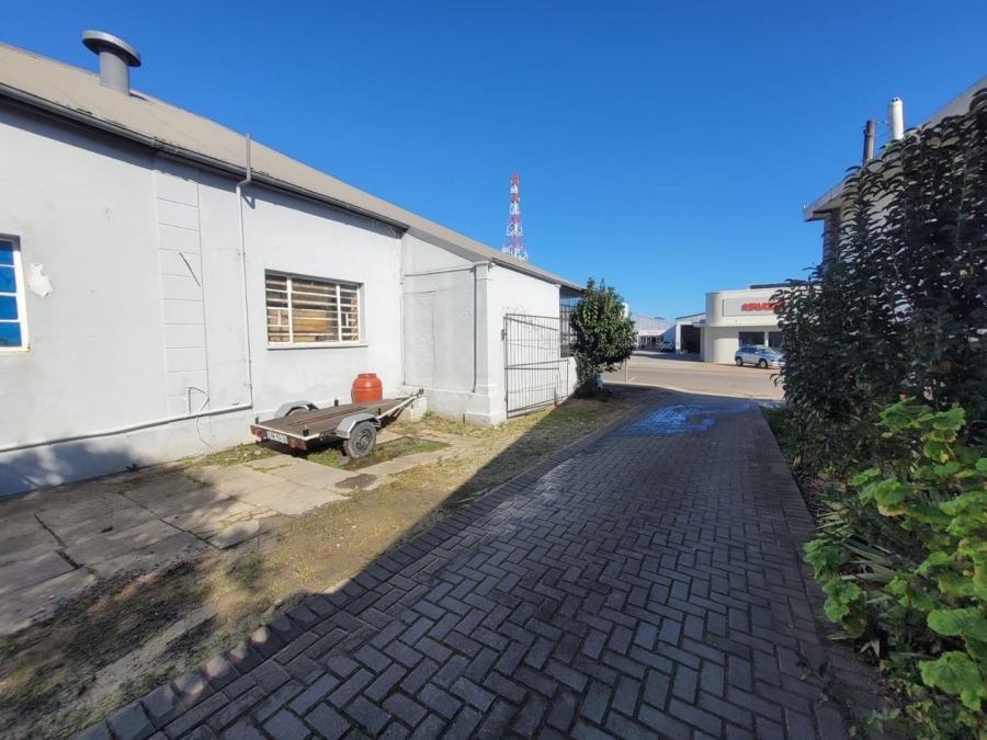 Commercial Property for Sale in Dormehls Drift Western Cape